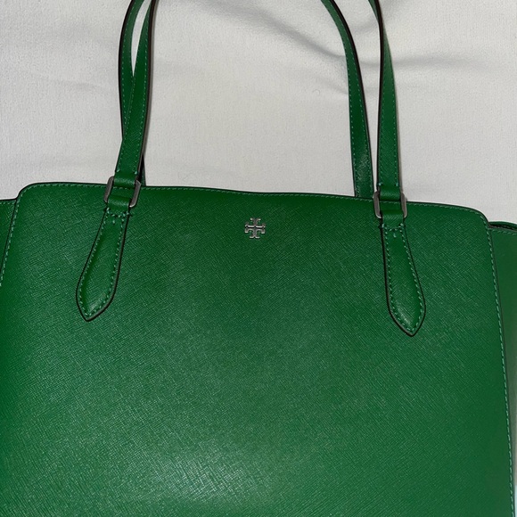 Kelley green Tory Burch medium satchel purse - Picture 3 of 7